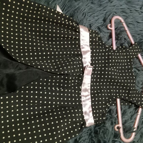 NWOT Med. Black/Pink Dress for Dogs - Picture 3 of 4